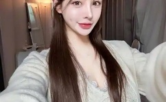 爱穿丝袜的主持人